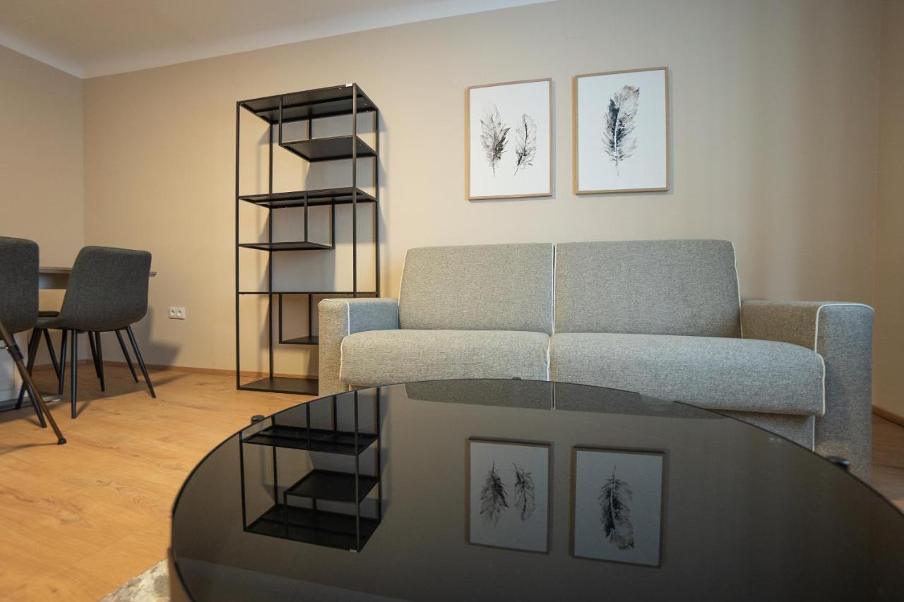 A 2-Bedroom Apartment With A King-Size Bed And A Balcony Is Located Just A 15-Minute Walk From Stephansplatz. Wien Eksteriør billede