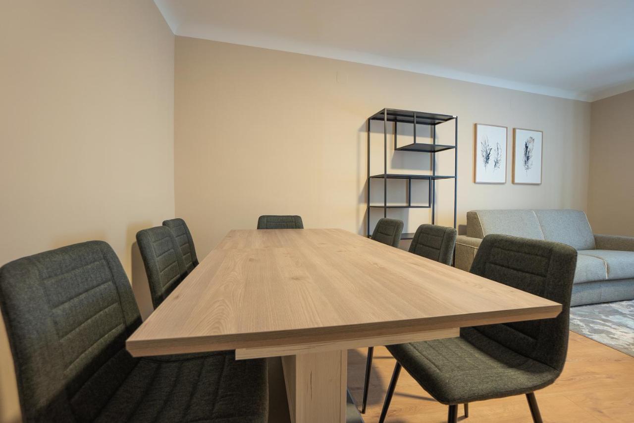 A 2-Bedroom Apartment With A King-Size Bed And A Balcony Is Located Just A 15-Minute Walk From Stephansplatz. Wien Eksteriør billede